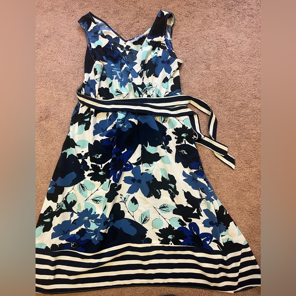 Motherhood maternity Blue and White Floral Wrap Dress with Striped Belt large